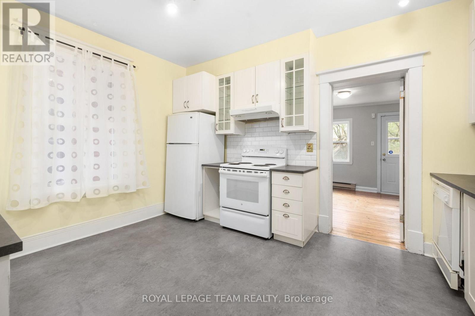 property-image