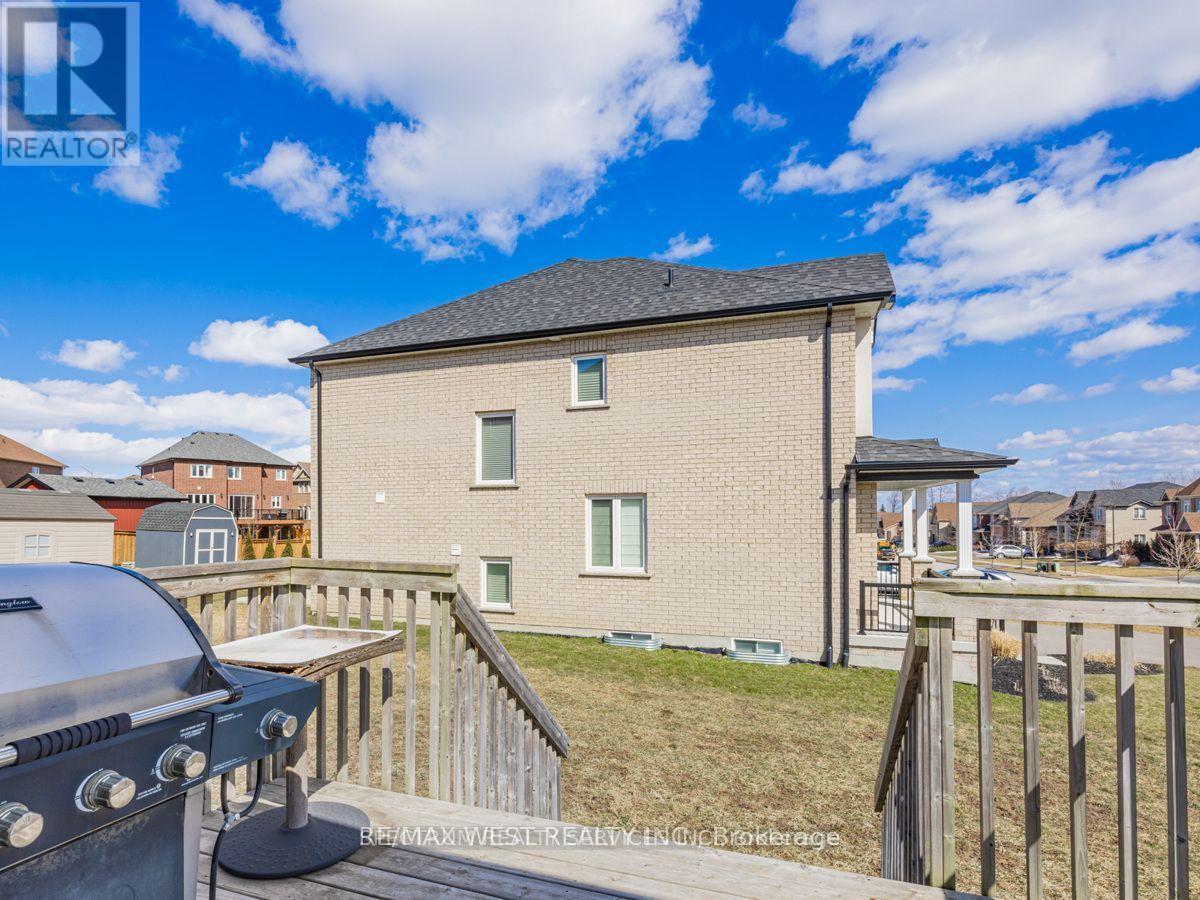For sale: 1949 JANS BOULEVARD, Innisfil (Alcona), Ontario L9S5A5