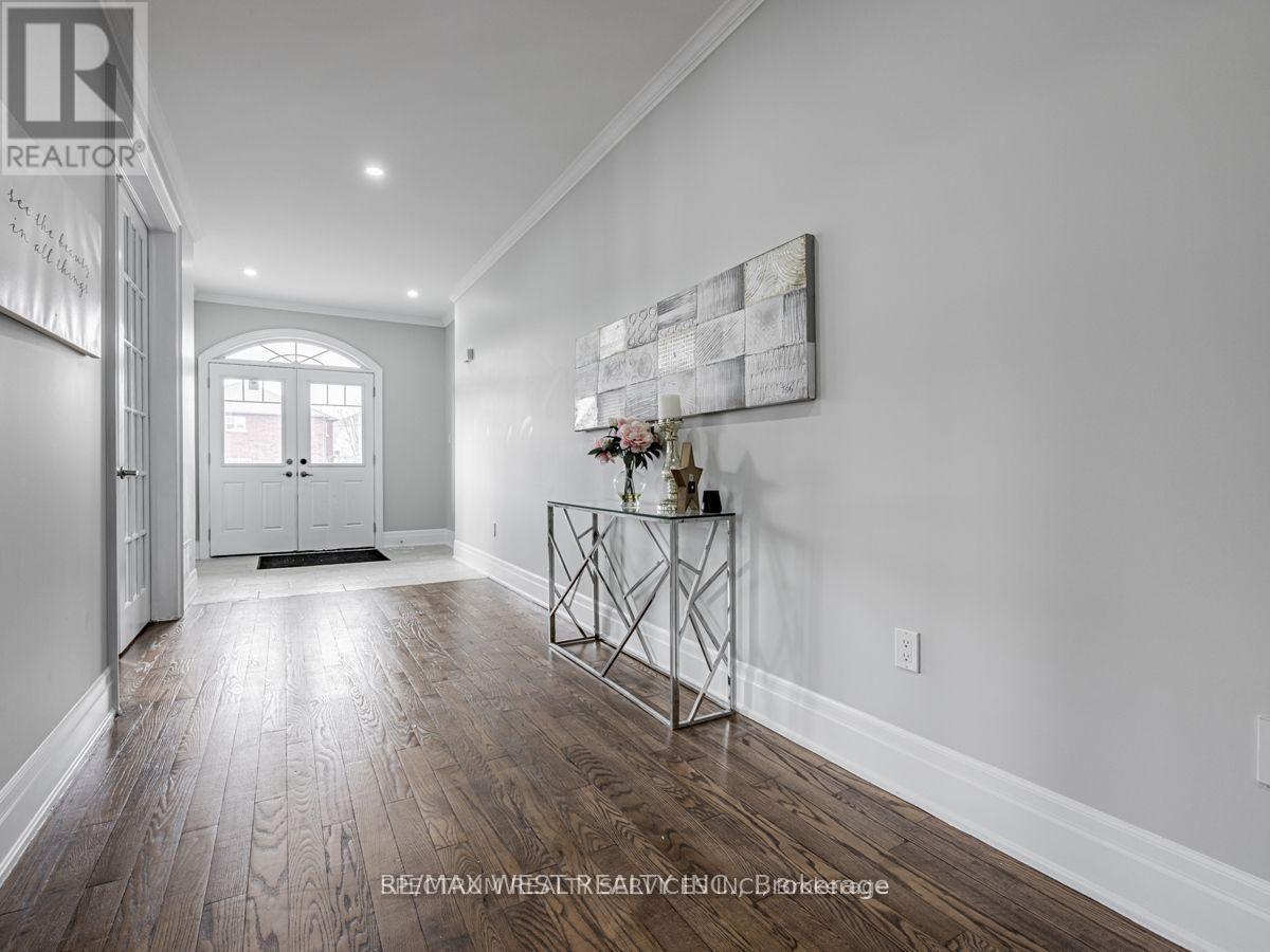 For sale: 1949 JANS BOULEVARD, Innisfil (Alcona), Ontario L9S5A5