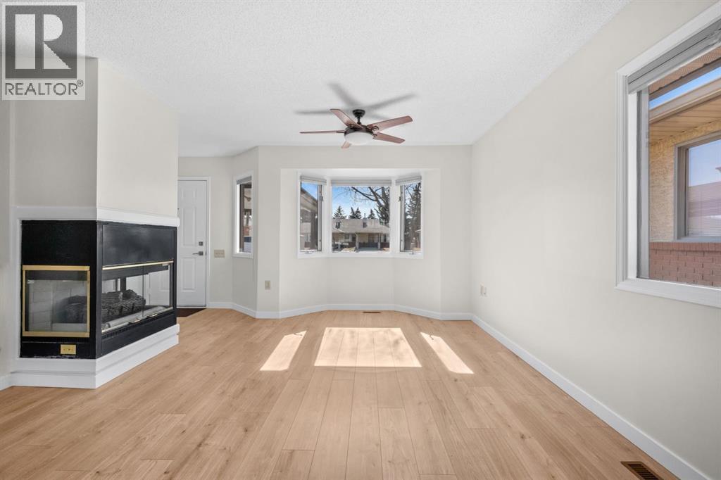 Row / Townhouse for Sale in 2640 Dovely Court SE|Calgary, Alberta T2B3G6 2
