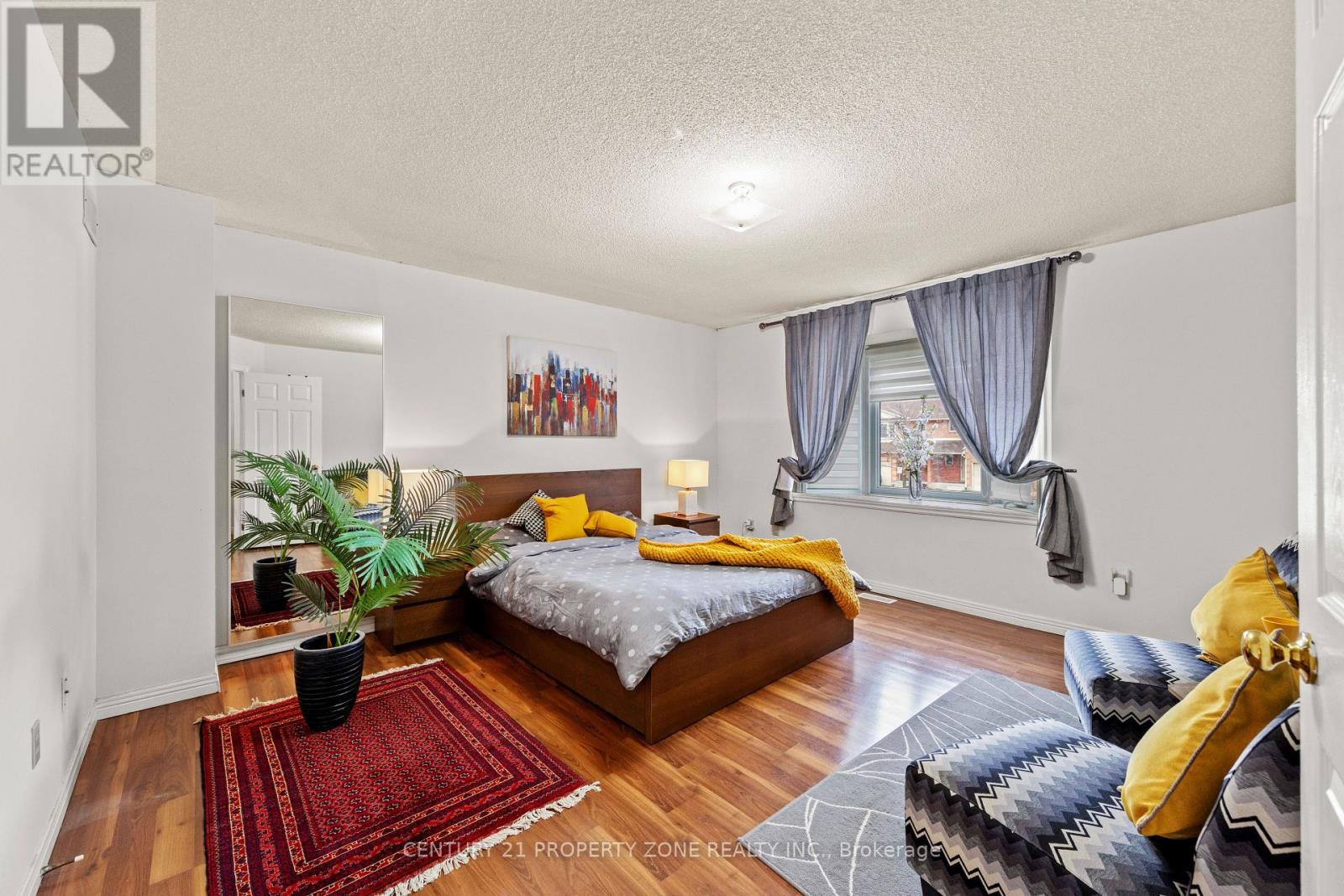 property-image