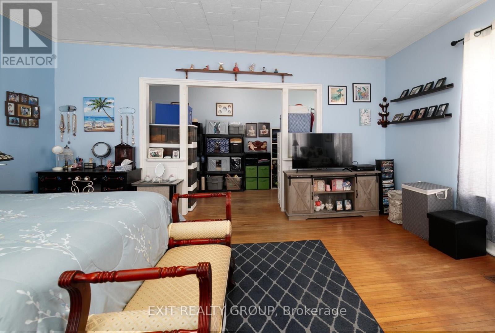 property-image