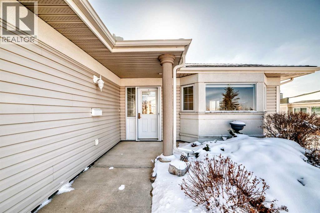 Duplex for Sale in 409 Hope Bay|Rural Rocky View County, Alberta T1X1G5 4