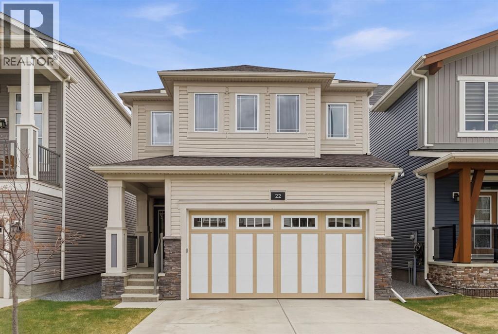 House for Sale in 22 Carrington Crescent NW|Calgary, Alberta T3P1N6