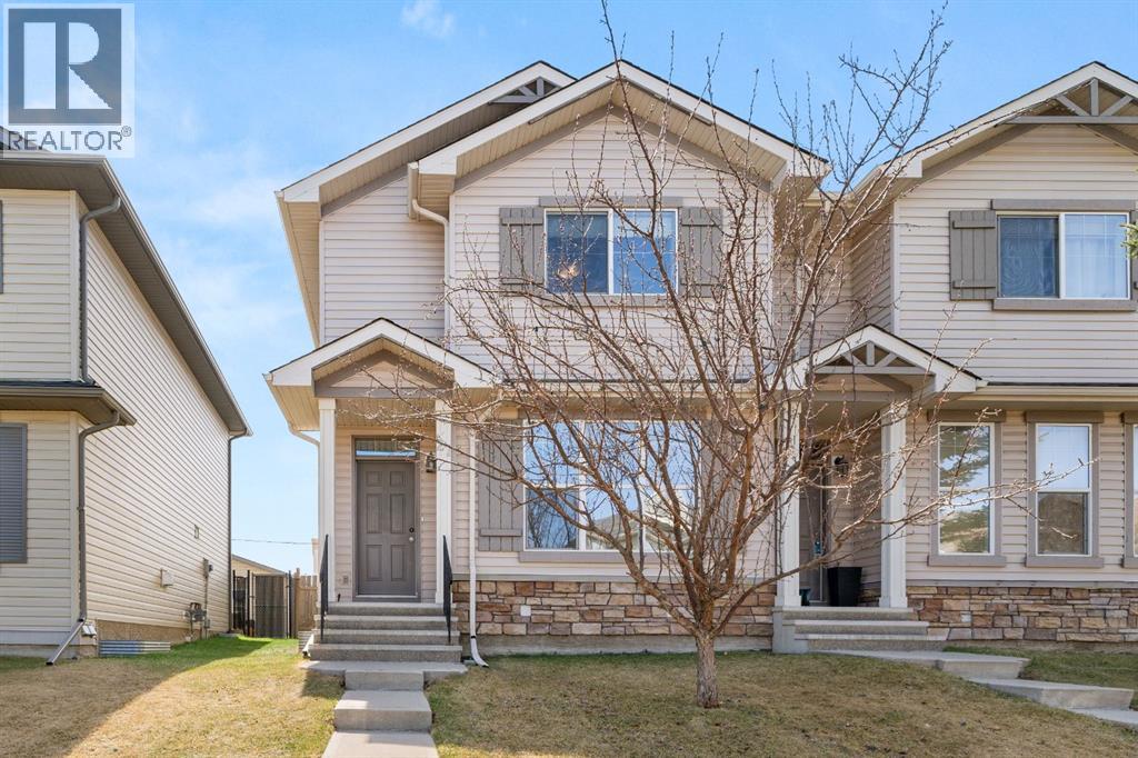 Duplex for Sale in 27 Covehaven Mews NE|Calgary, Alberta T3K6A6 2