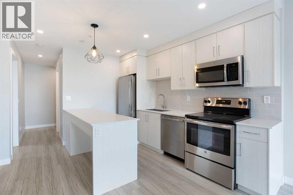 Apartment for Sale in 103, 1734 11 Avenue SW|Calgary, Alberta T3C0N4 3