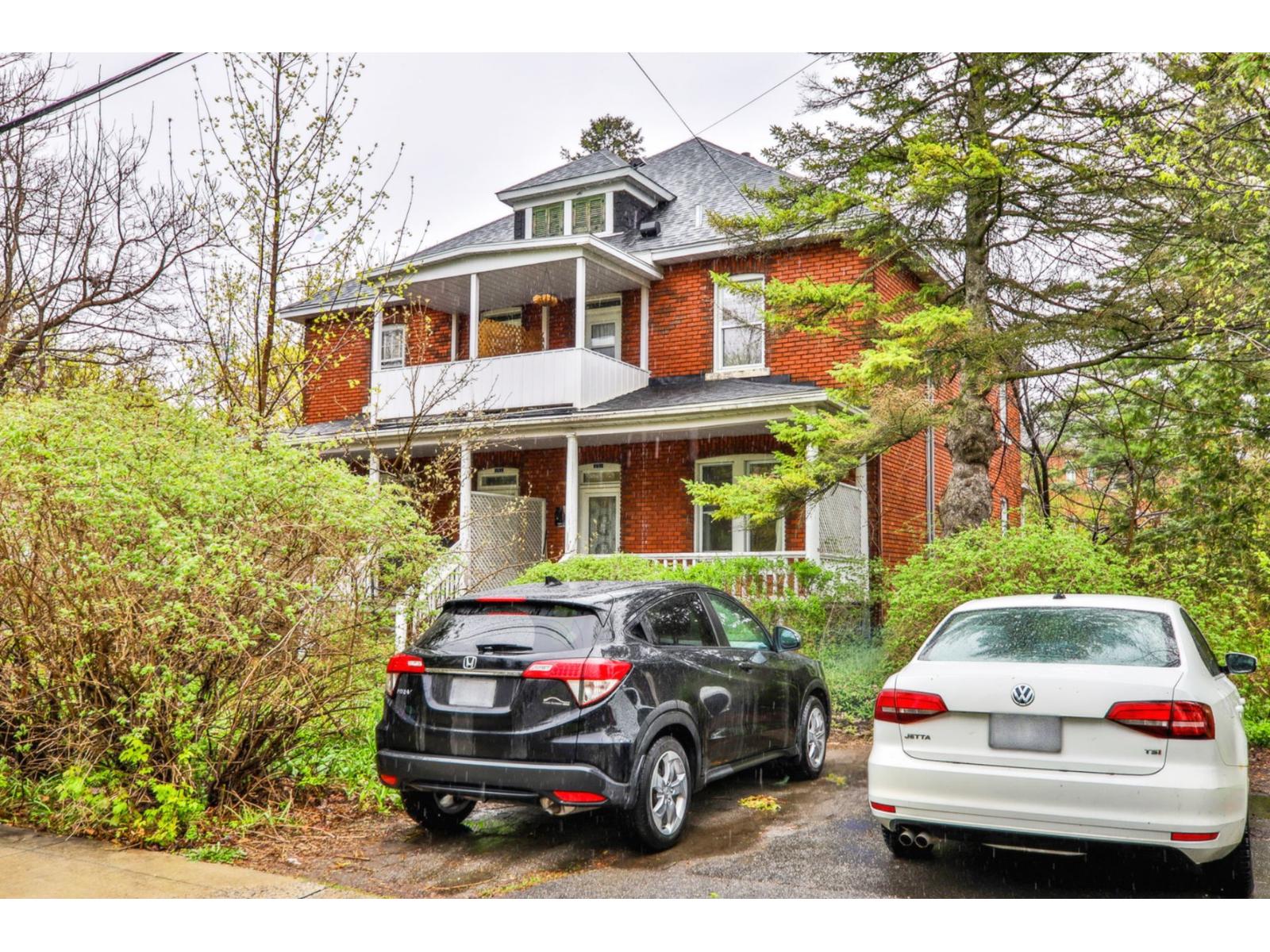 For sale: 251-253 Rue Ste-Anne, Sainte-Anne-de-Bellevue, Quebec
