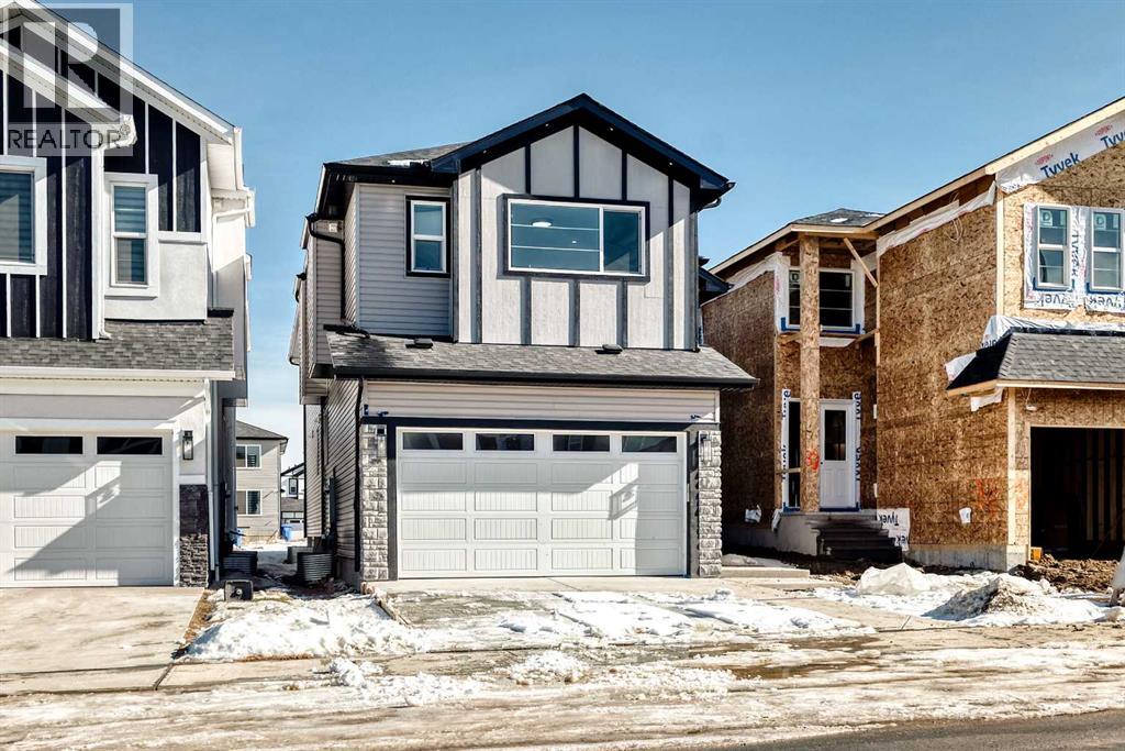 House for Sale in 28 Saddlecrest Manor NE|Calgary, Alberta T3J2K3