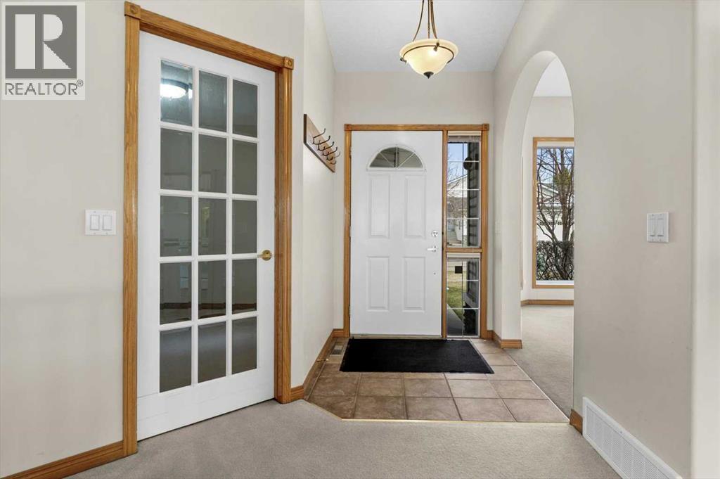 Duplex for Sale in 122 Rocky Ridge Villas NW|Calgary, Alberta T3G4R3 3