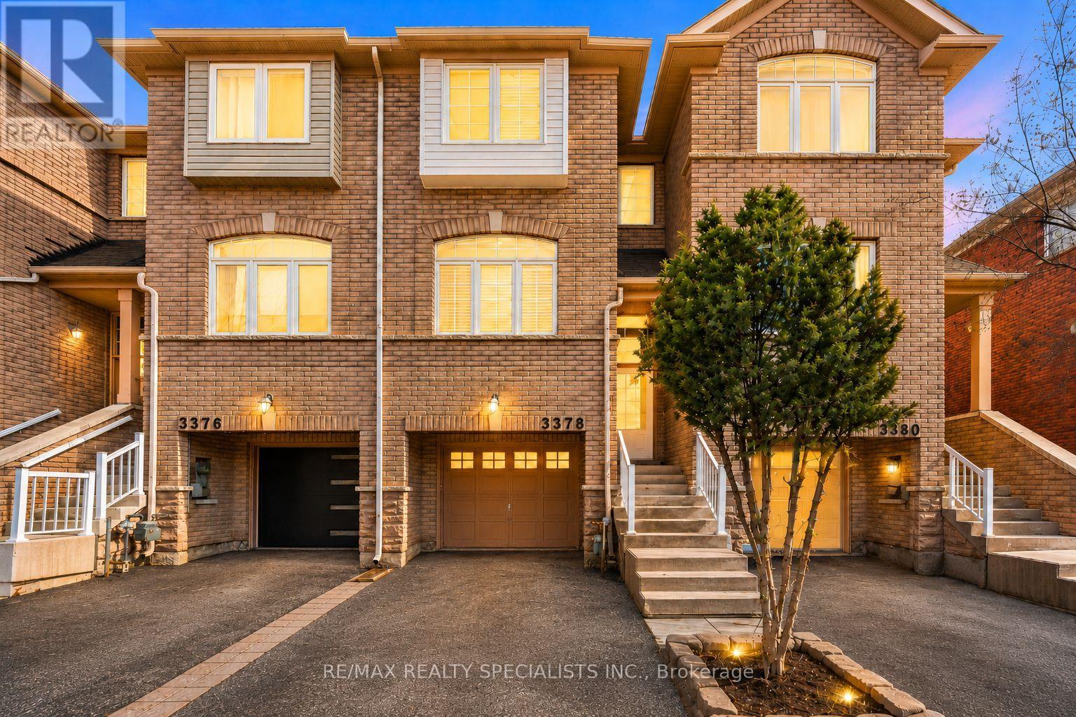 Row / Townhouse for Sale in 3378 REDPATH CIRCLE|Mississauga (Lisgar), Ontario L5N8R1