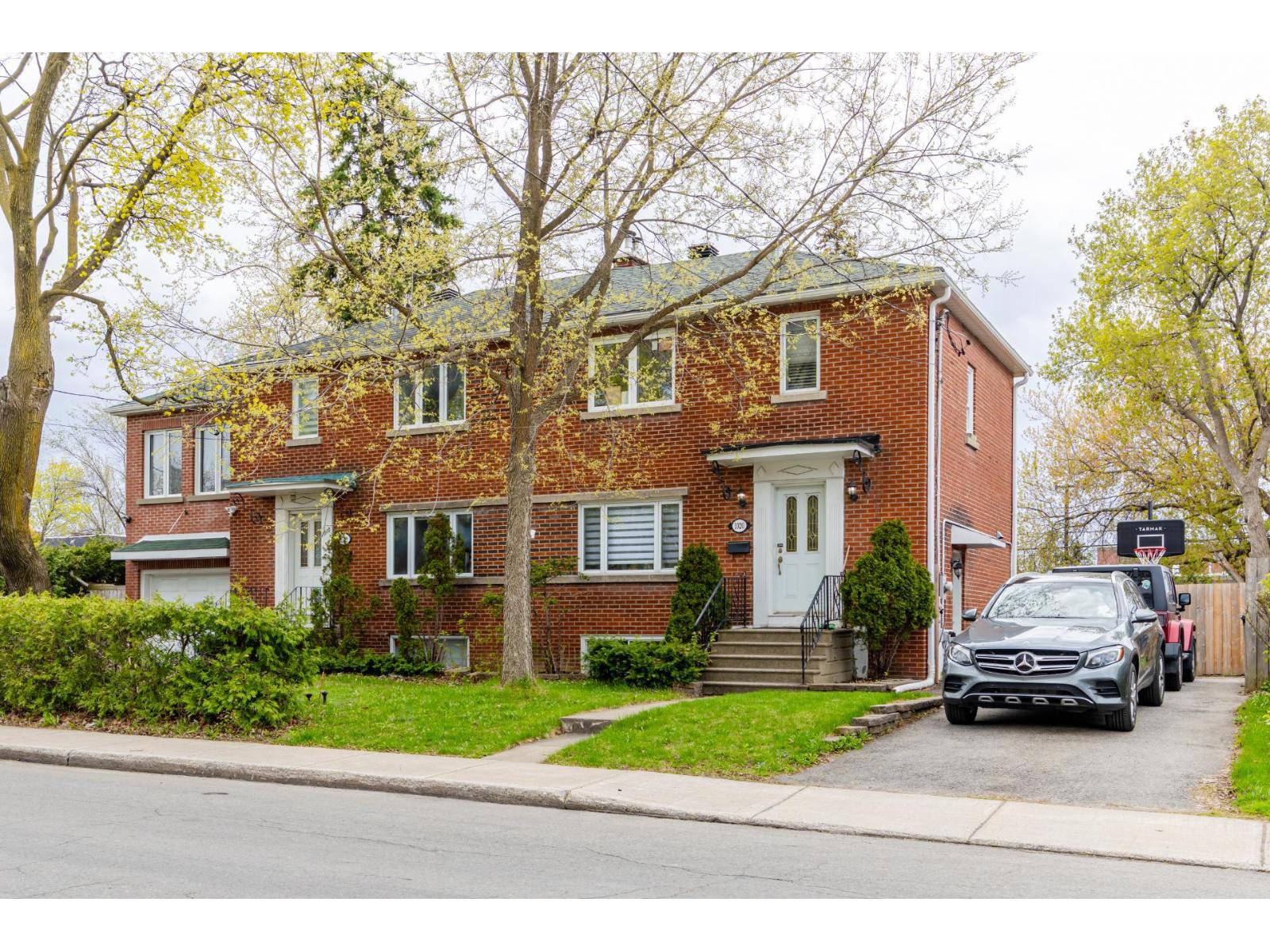 1020 Rue Crevier