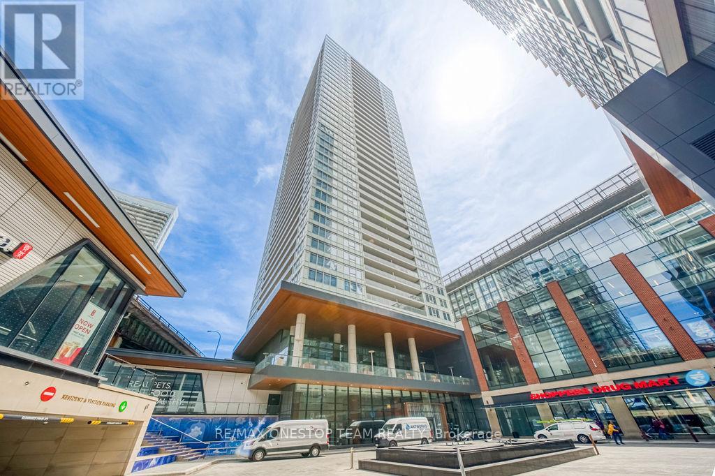 1510 - 17 BATHURST STREET