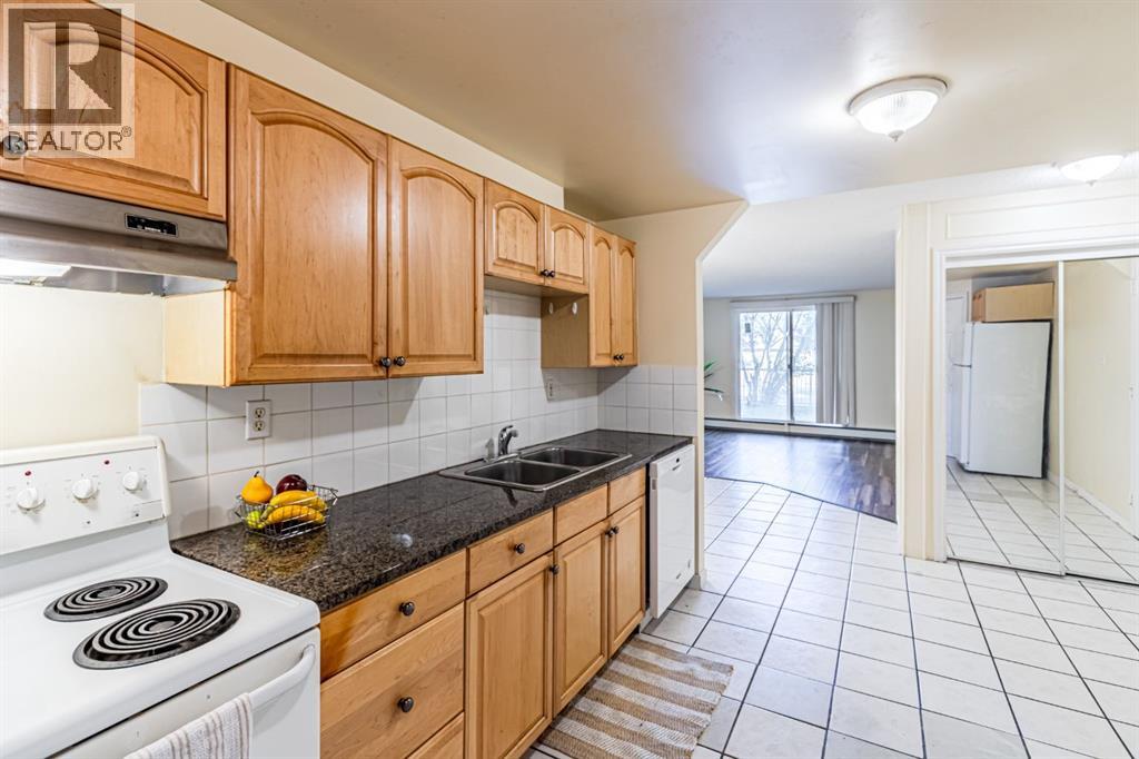 Apartment for Sale in 1, 6827 Centre Street N|Calgary, Alberta T2K5C4 5