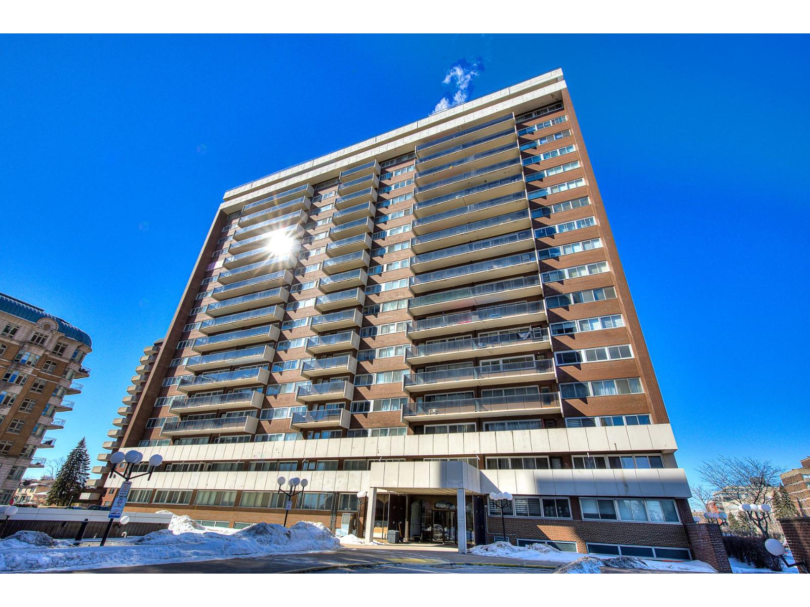 5720 Boul. Cavendish, #1905, Côte-Saint-Luc, Quebec H4W1S8