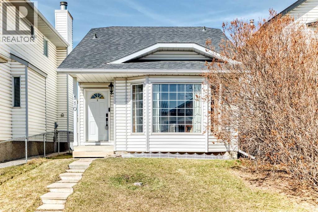 House for Sale in 110 Erin Meadow Close SE|Calgary, Alberta T2B3E5