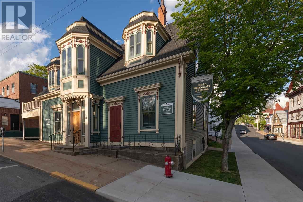 28 King Street