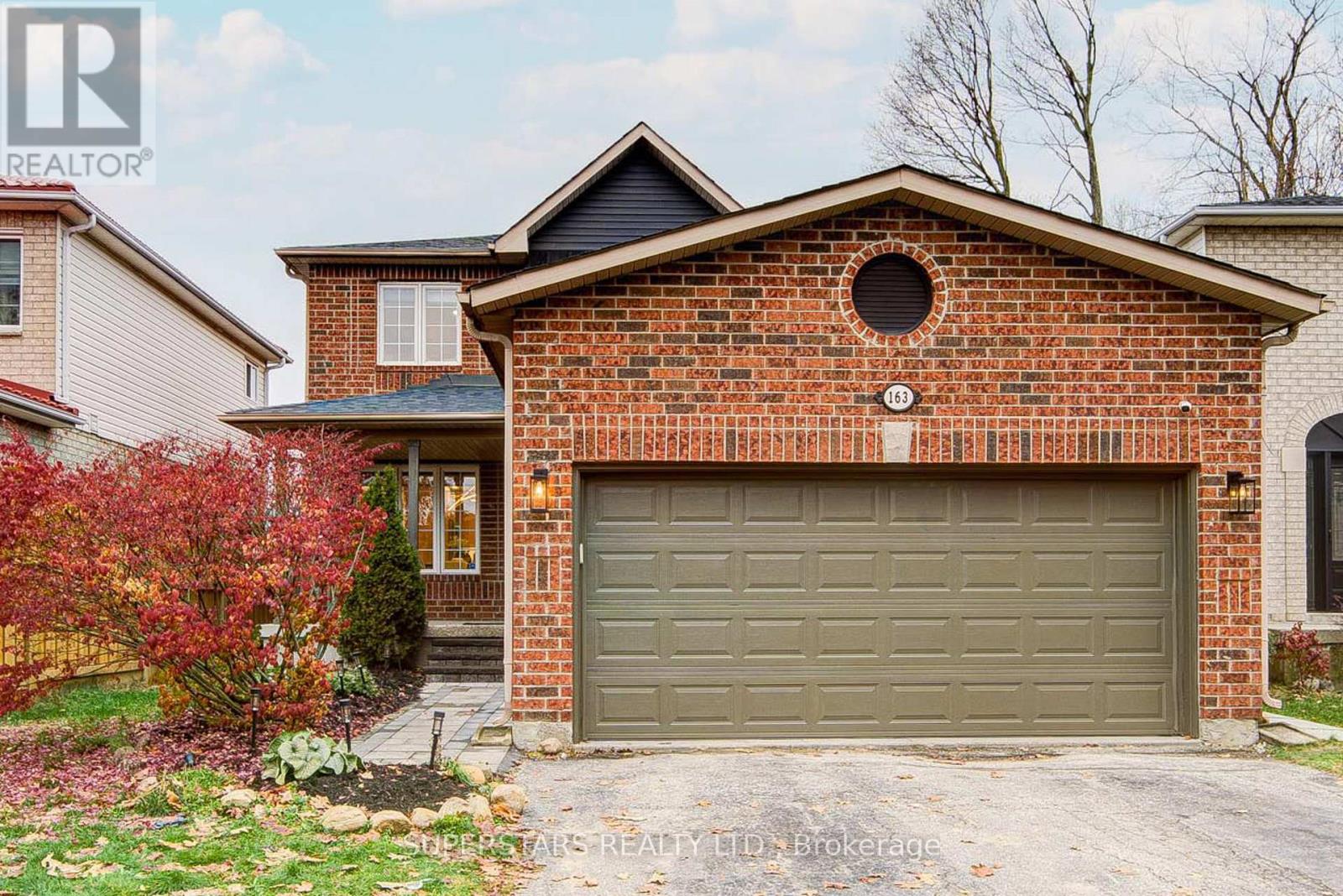 163 BRUCKER ROAD, Barrie (Holly), Ontario L4N8R8