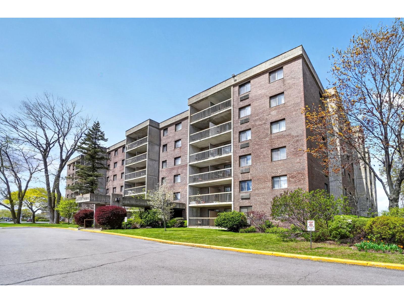 1650 Av. Panama, #607, Brossard, Quebec J4W2W4