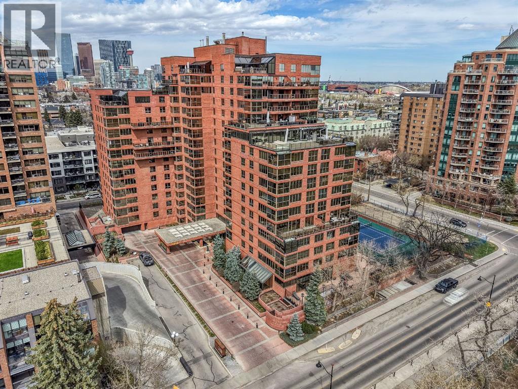 Apartment for Sale in 704, 318 26 Avenue SW|Calgary, Alberta T2S2T9