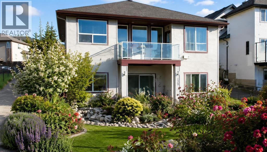 House for Sale in 49 Arbour Crest Heights NW|Calgary, Alberta T3G5A3 4
