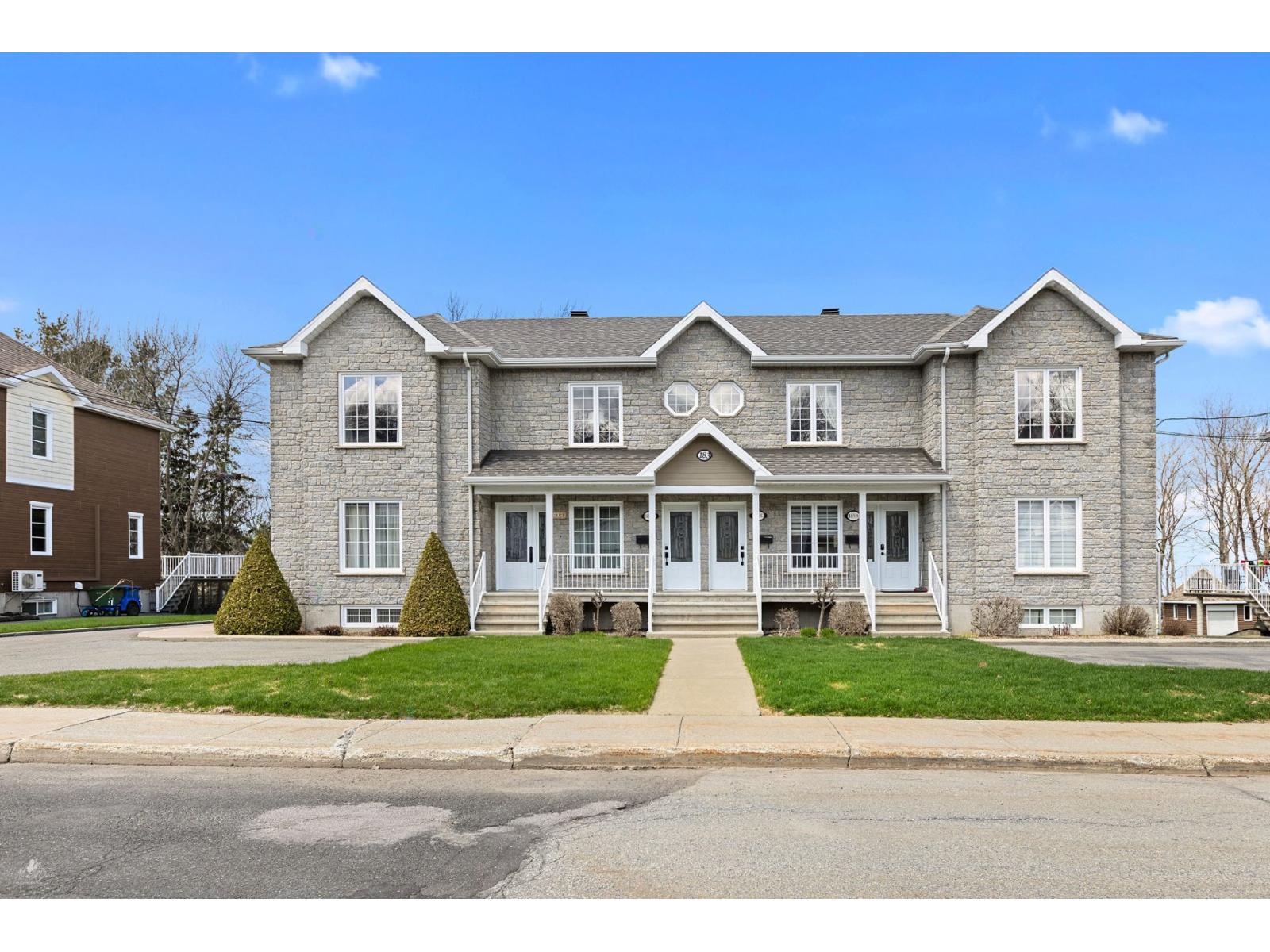 183 12e Rue, #B, Montmagny, Quebec G5V3E2
