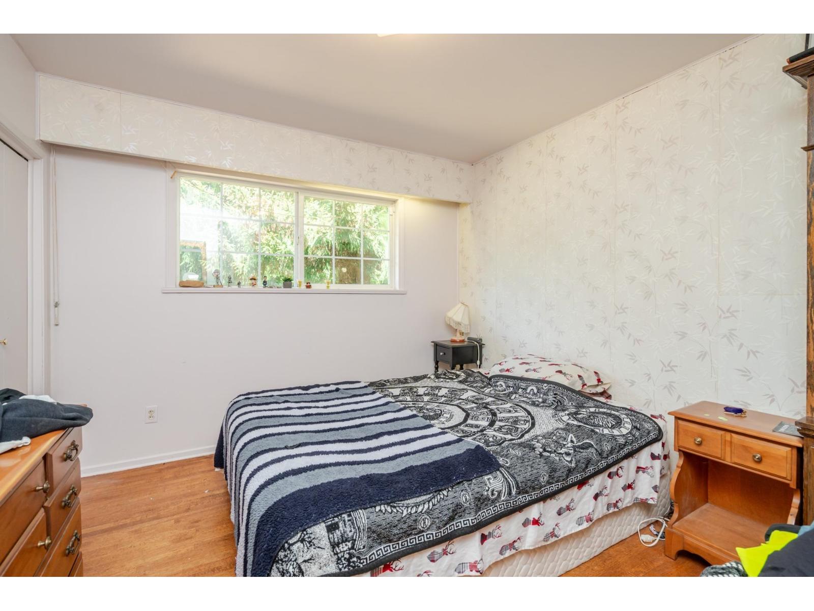 For sale: 14328 88 AVENUE, Surrey, British Columbia V3W3L7