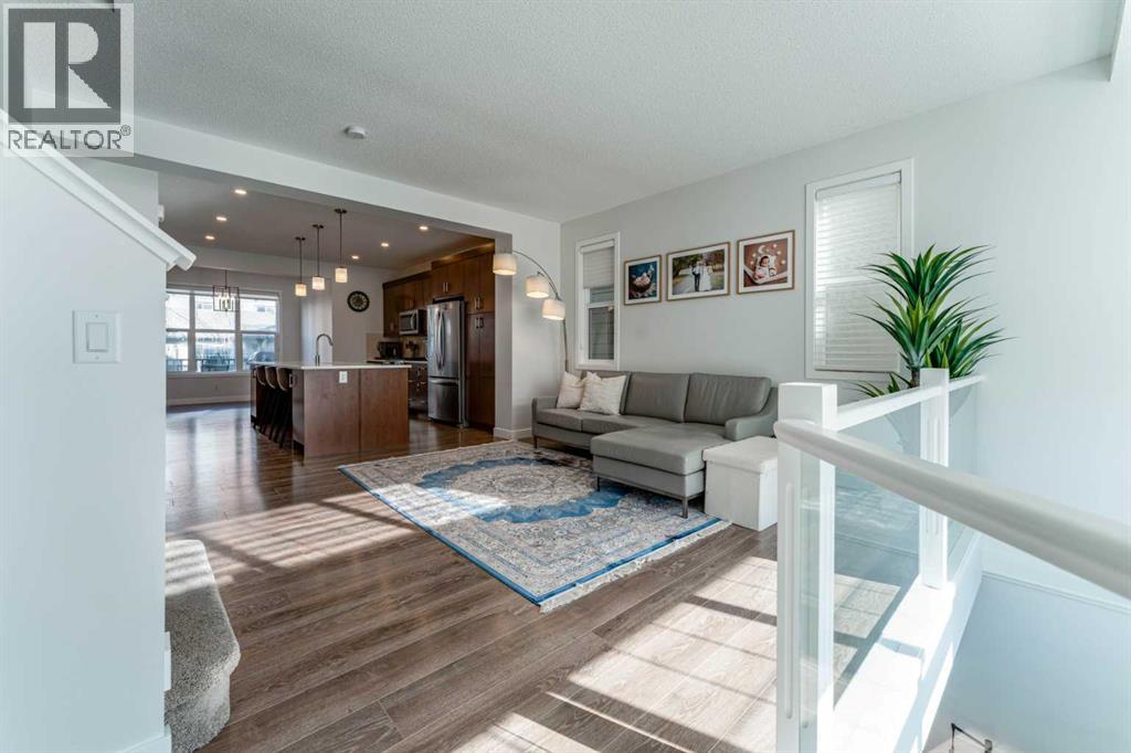 House for Sale in 318 Masters Row SE|Calgary, Alberta T3M2T7 5