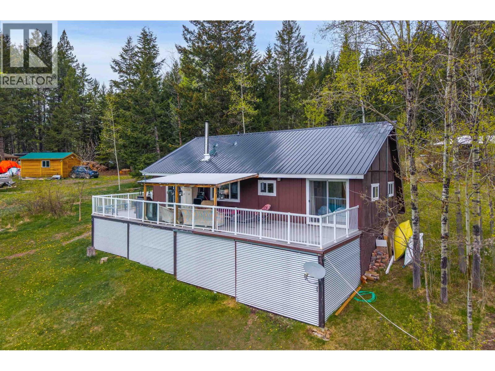 For sale: 7796 N BRIDGE LAKE ROAD, Bridge Lake, British Columbia V0K1X2 ...