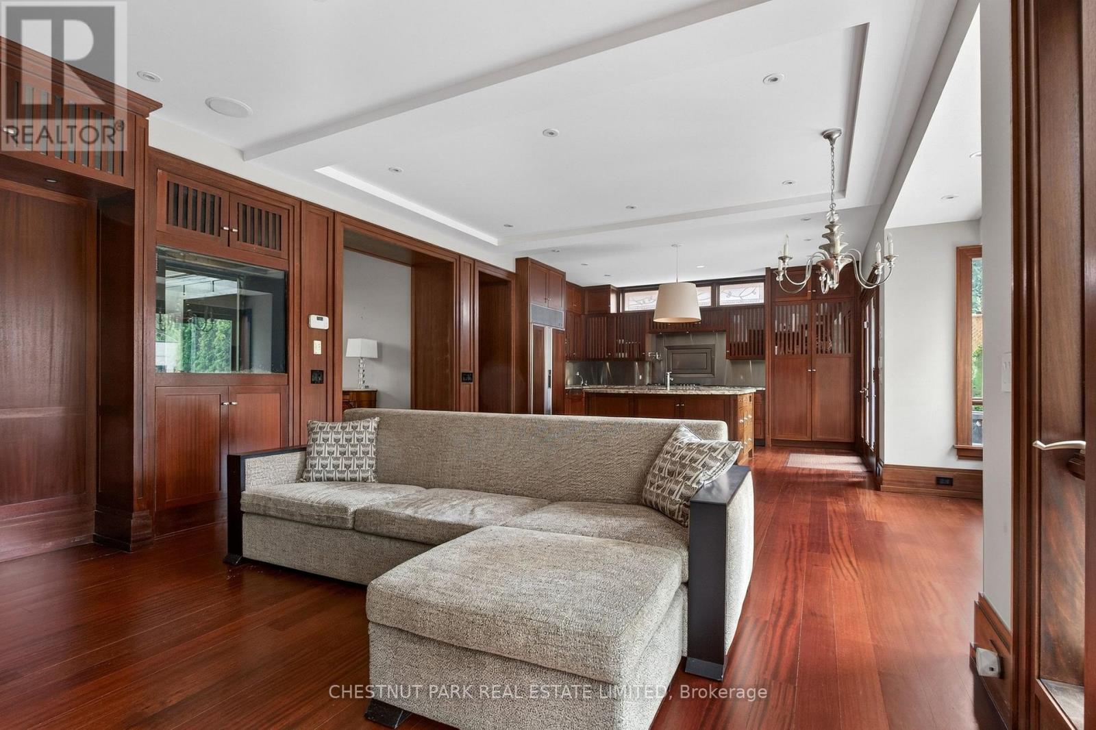 For sale: 177 ROXBOROUGH DRIVE, Toronto (Rosedale-Moore Park), Ontario ...