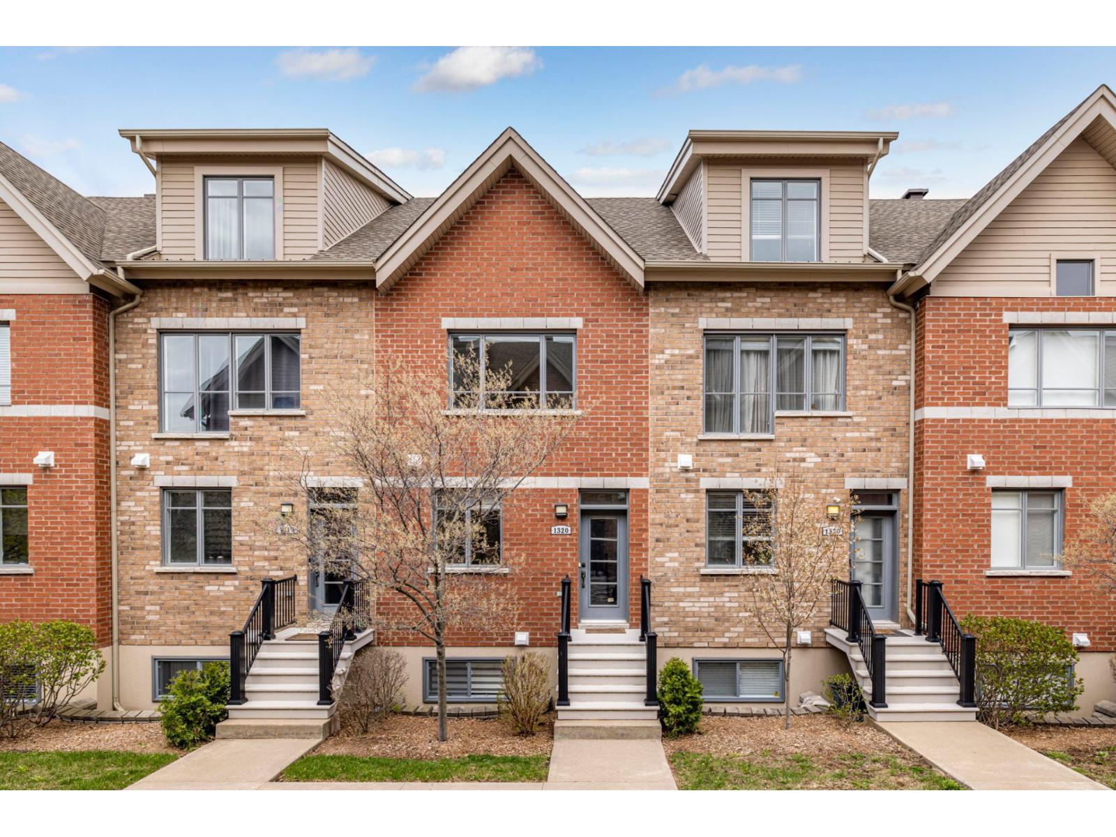1320 Rue des Francs-Bourgeois, Boisbriand, Quebec J7H0C4