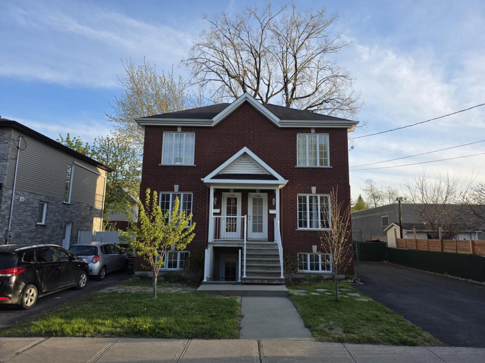 2358 Rue Lépine, Longueuil (Le Vieux-Longueuil), Quebec J4L2C8
