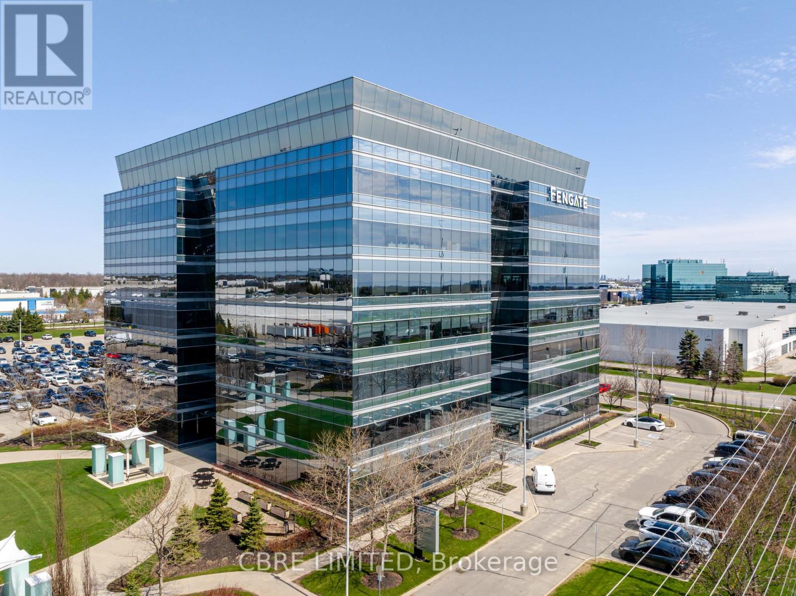 For lease: 102 - 2275 UPPER MIDDLE ROAD E, Oakville (WP Winston Park ...