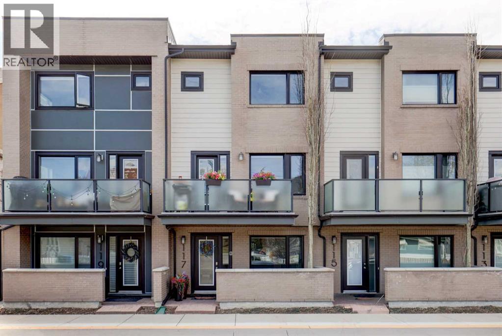 Row / Townhouse for Sale in 117, 28 Mcdougall Court NE|Calgary, Alberta T2E7H4