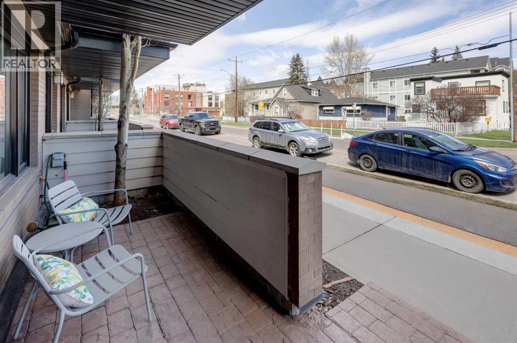 Row / Townhouse for Sale in 117, 28 Mcdougall Court NE|Calgary, Alberta T2E7H4 4