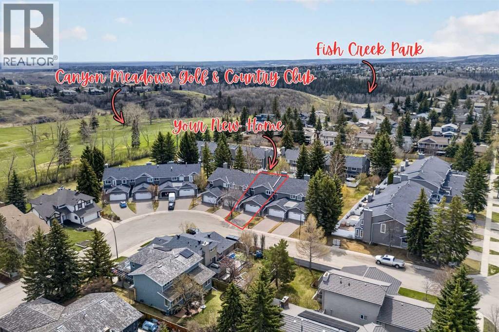 Row / Townhouse for Sale in 12 Wood Crescent SW|Calgary, Alberta T2W4B4
