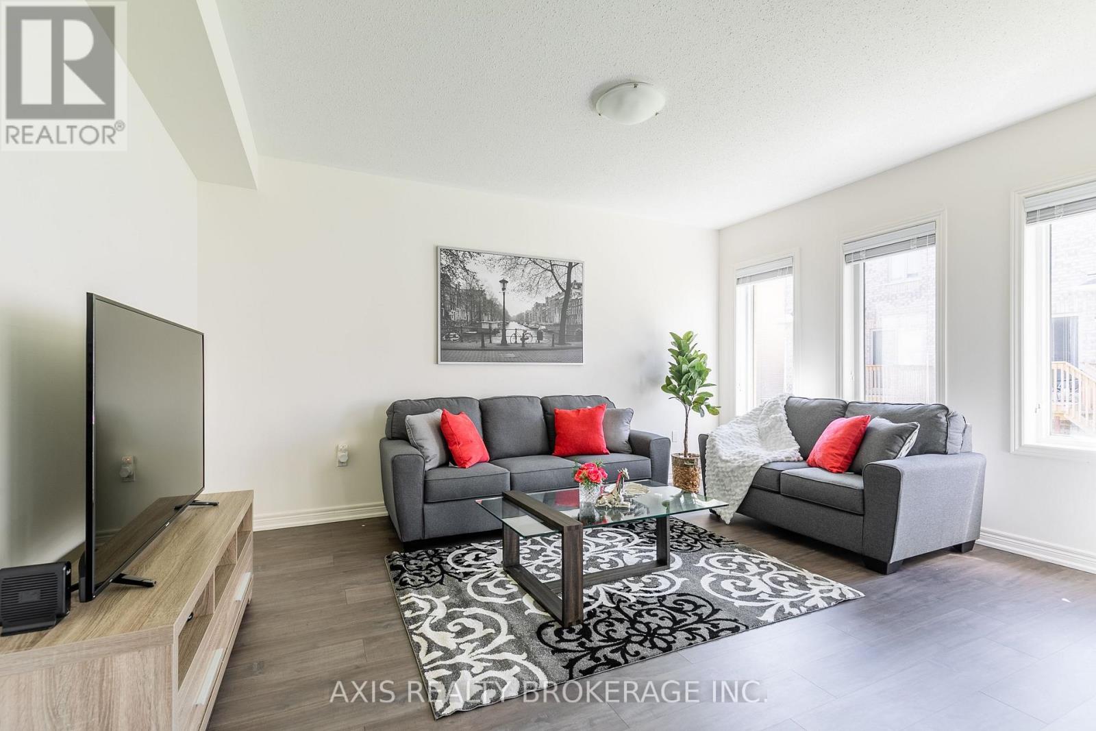 Row / Townhouse for Sale in 445 SILVER MAPLE ROAD|Oakville (JM Joshua Meadows), Ontario L6H0S3 4