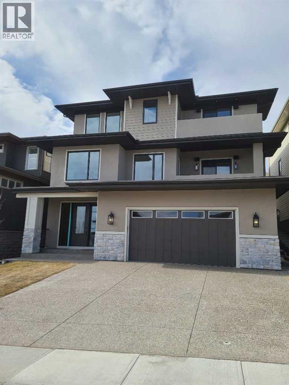 House for Sale in 427 Patterson Boulevard SW|Calgary, Alberta T3H3N6