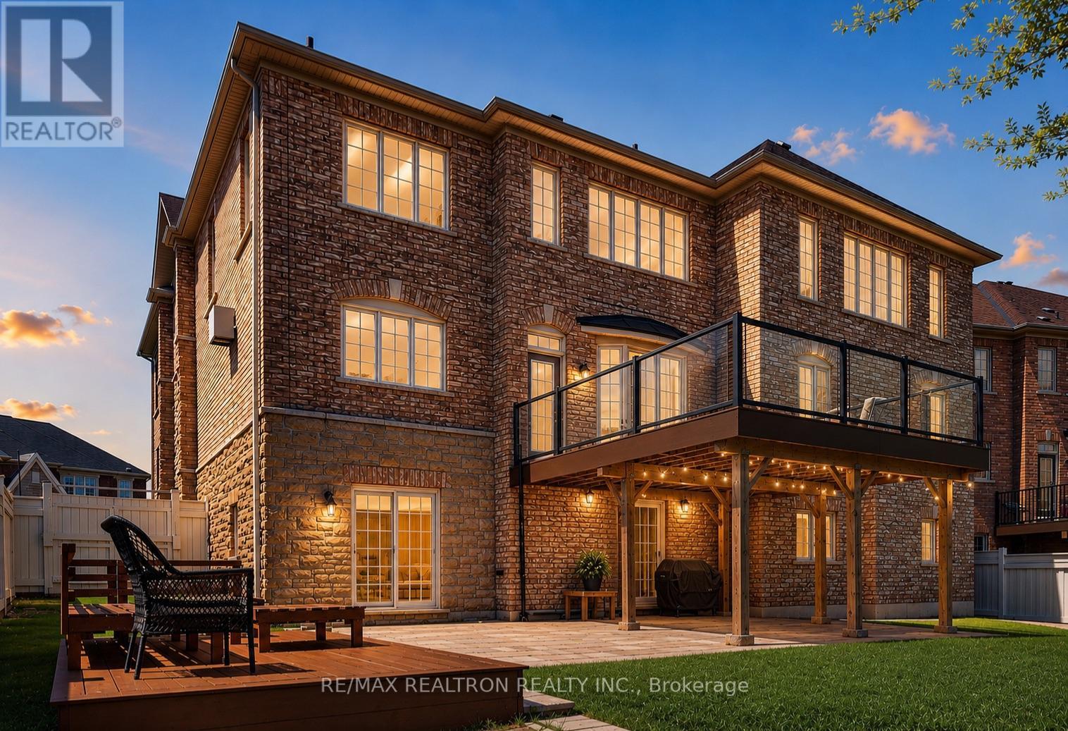 For sale: 228 UPPER POST ROAD, Vaughan (Patterson), Ontario L6A4K1