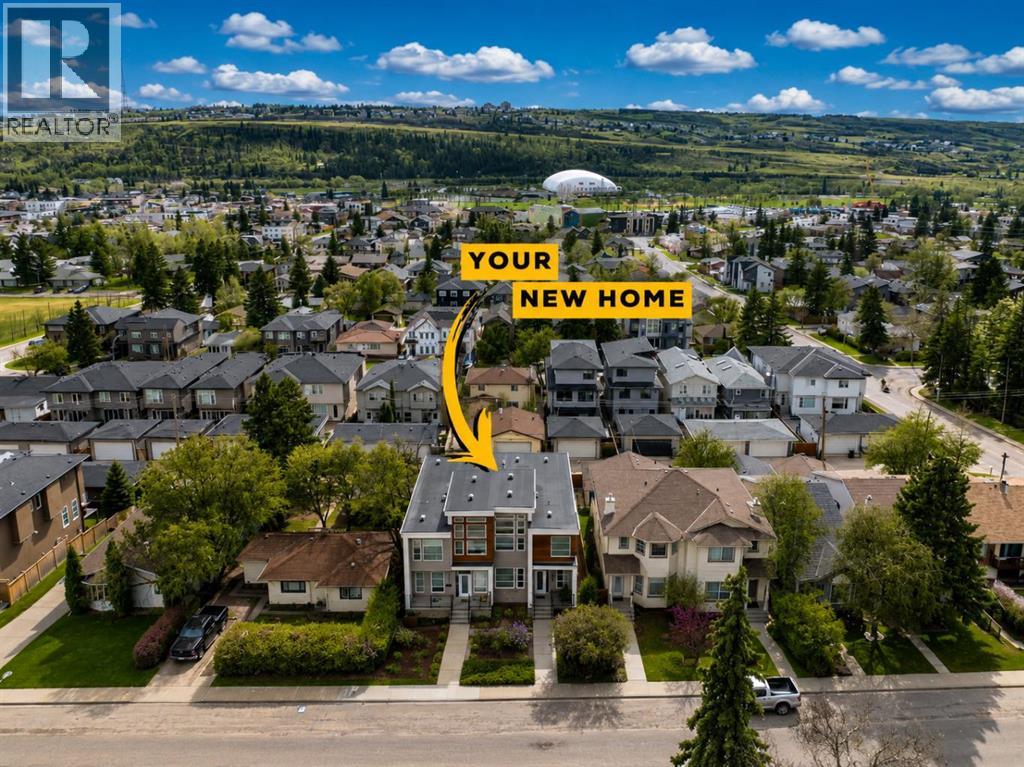 Duplex for Sale in 4827 22 Avenue NW|Calgary, Alberta T3B0Y4