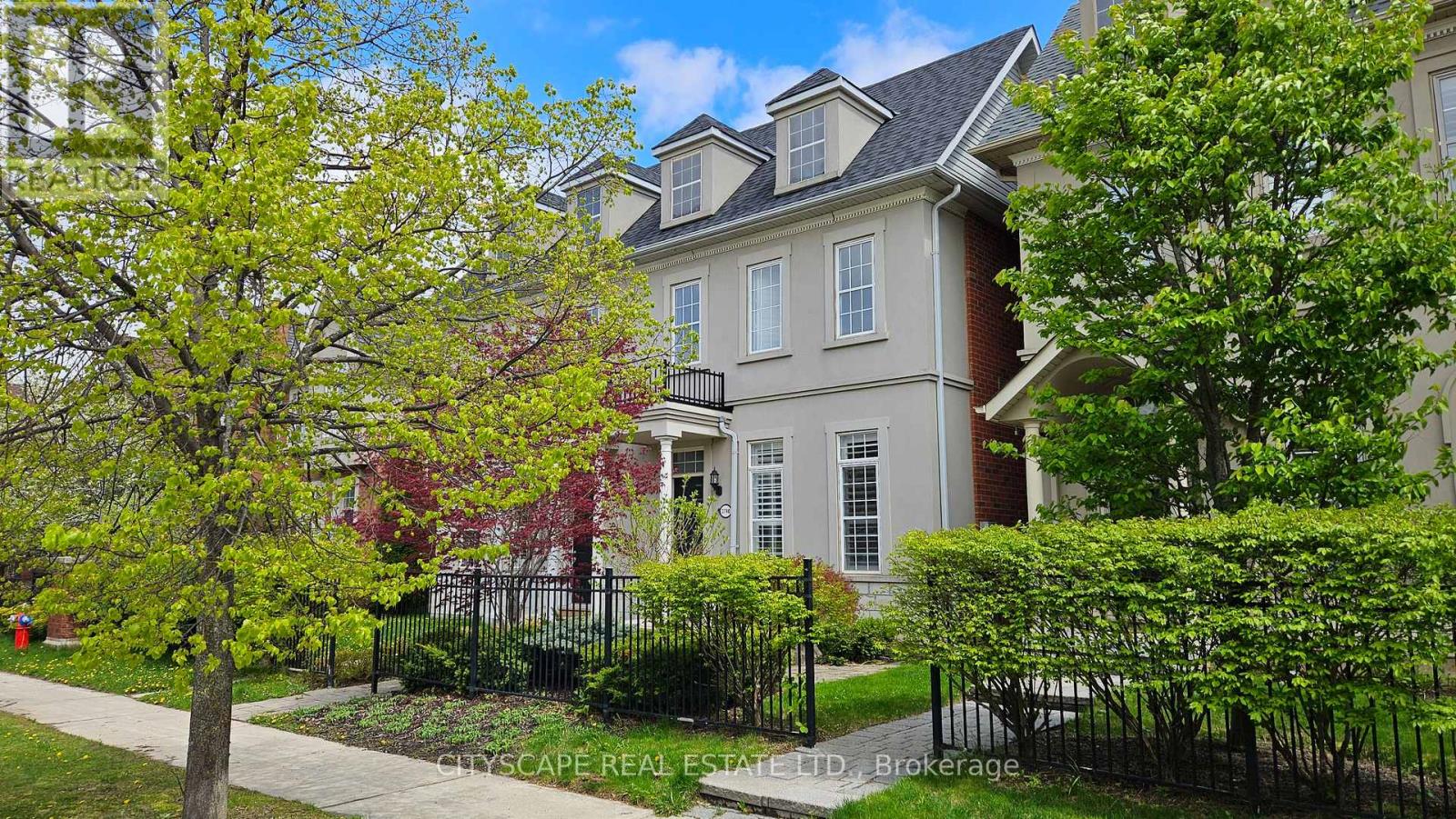 Row / Townhouse for Sale in 3740 NIGHTSTAR DRIVE|Mississauga (Churchill Meadows), Ontario L5M7Z7 2