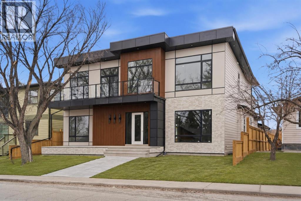 House for Sale in 209 Windermere Road SW|Calgary, Alberta T3C3K9