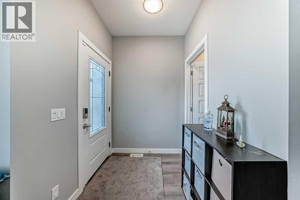 Duplex for Sale in 2539 10 Avenue SE|Calgary, Alberta T2A0C2 4