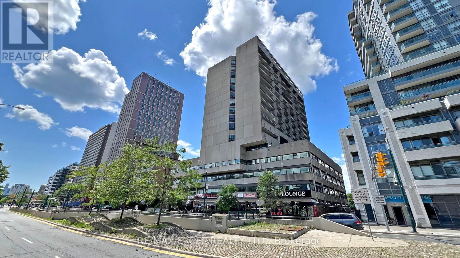 1605 - 720 SPADINA AVENUE, Toronto (University), Ontario M5S2T9