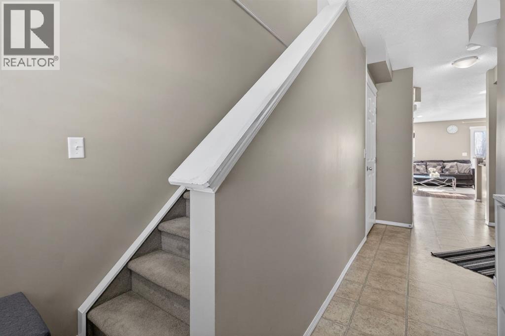 113 Country Village Lane NE, Calgary, Alberta T3K0E8 - A2295524