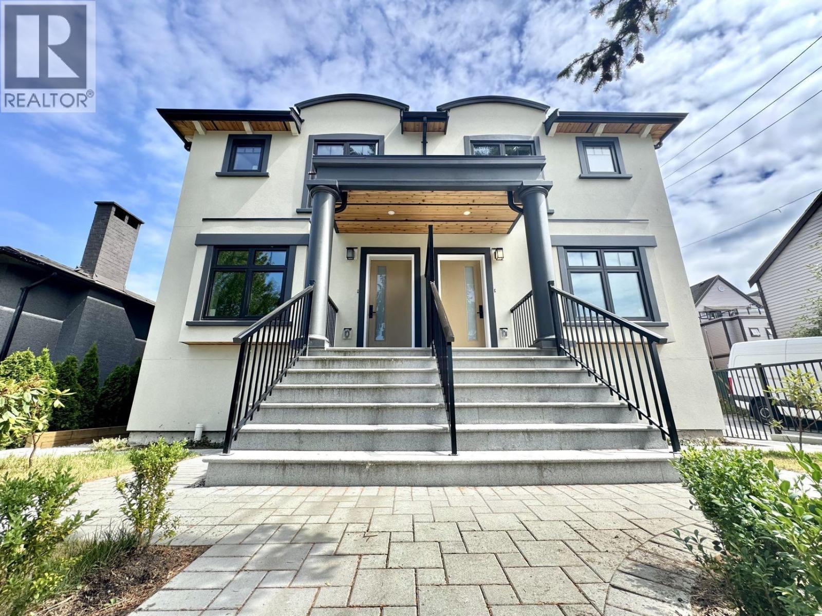 5218 RUPERT STREET|Vancouver, British Columbia V5R2J9
