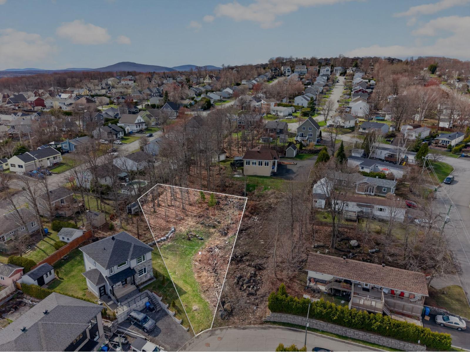 Rue Alfred-Cloutier, Québec (La Haute-Saint-Charles), Quebec G3E0G5