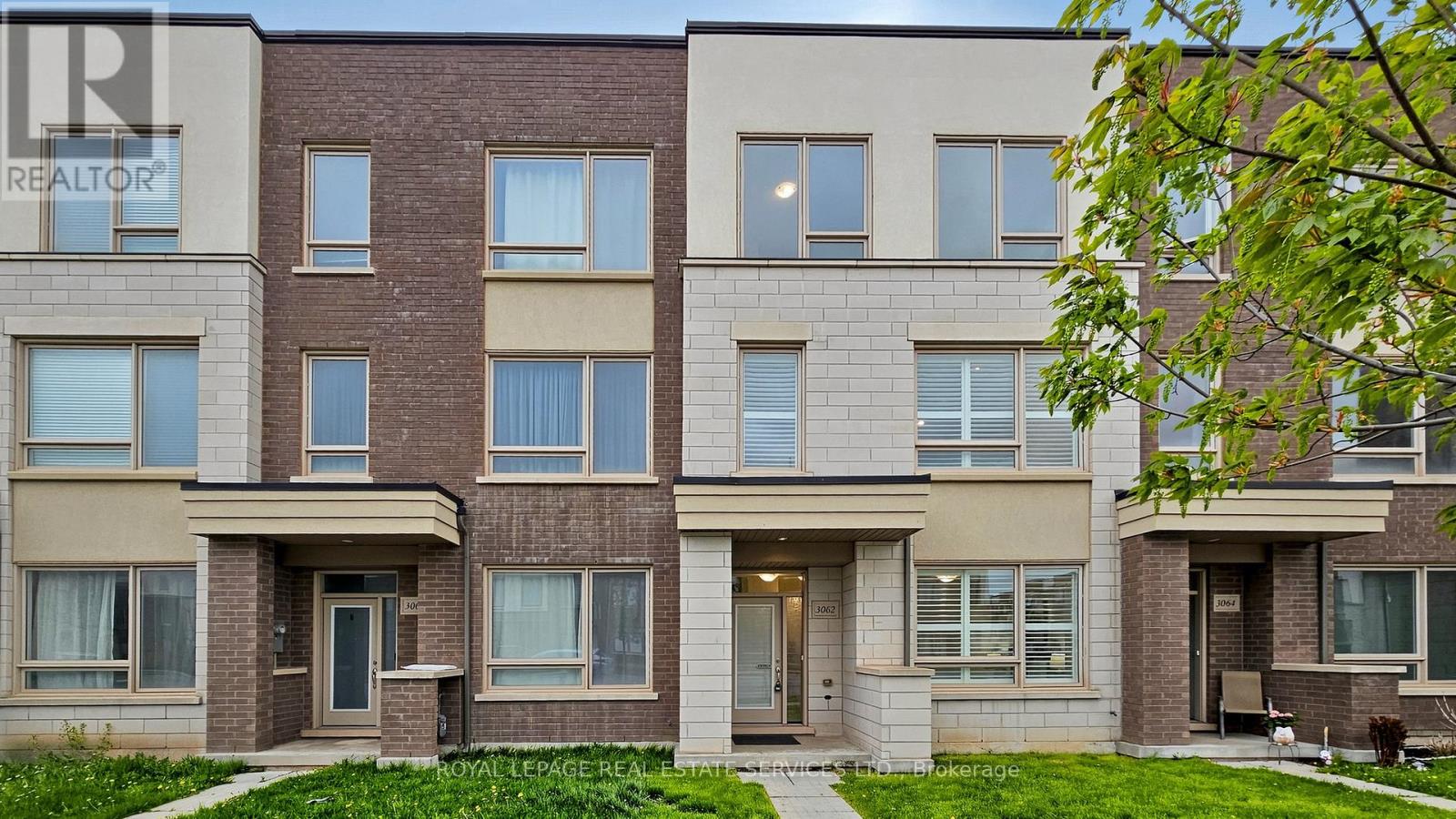 Row / Townhouse for Sale in 3062 ERNEST APPELBE BOULEVARD|Oakville (GO Glenorchy), Ontario L6H0L9