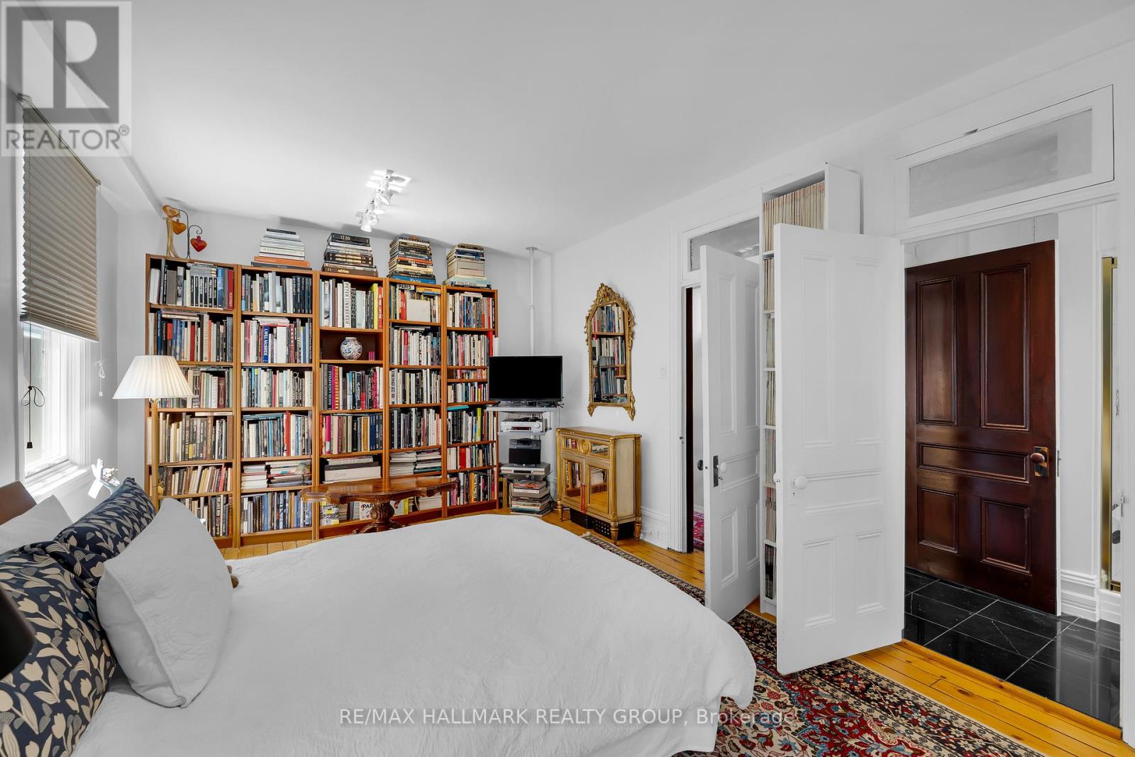 property-image