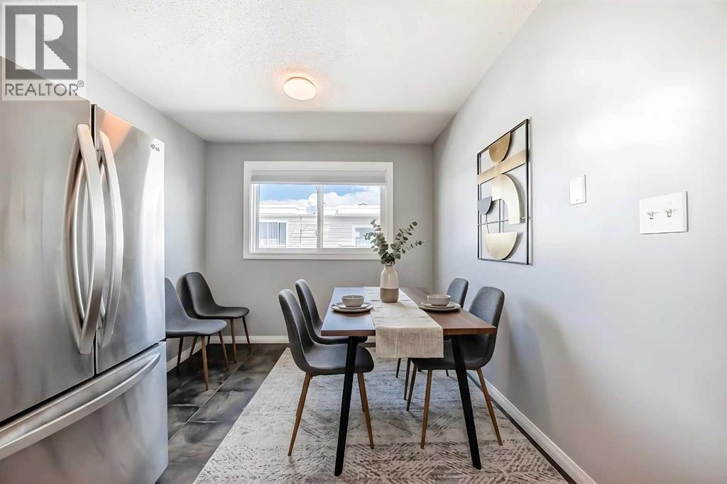 Row / Townhouse for Sale in 3, 4503 75 Street NW|Calgary, Alberta T3B2M7 4