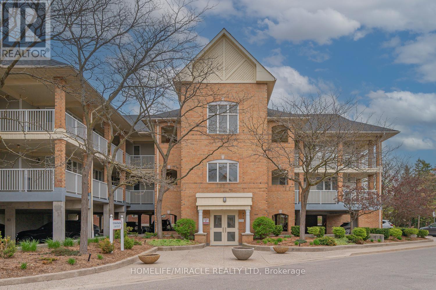 Row / Townhouse for Sale in 116 - 111 BRISTOL ROAD E|Mississauga (Hurontario), Ontario L4Z3P6 4
